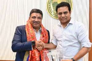 PTR leads Tamil Nadu delegation in meeting with KTR