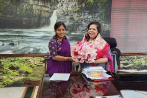 State CS Santhi Kumari seeks approval from Delhi officials for pending projects