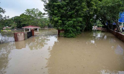 Supreme Court and Rajghat inundated by floodwaters