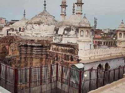 Supreme Court suspends ASI’s survey at premises until tomorrow