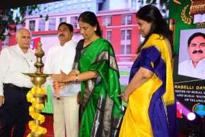 Various educational institutions were honored by hmtv.