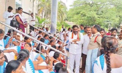 Asha Worker’s Family in Khammam Seeks Government Support