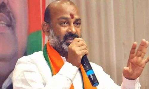 Bandi gives new nicknames to KCR and Rahul Gandhi