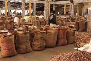 Immediate withdrawal of arecanut import order demanded by farmers