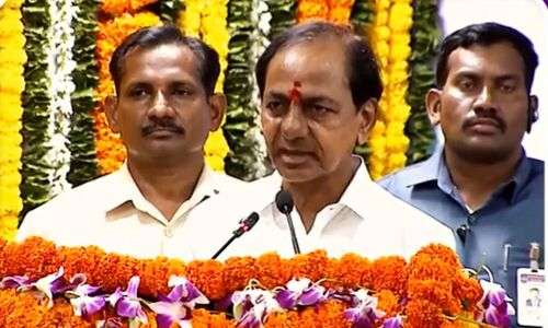 KCR urges government staff to maintain their commitment and avoid complacency