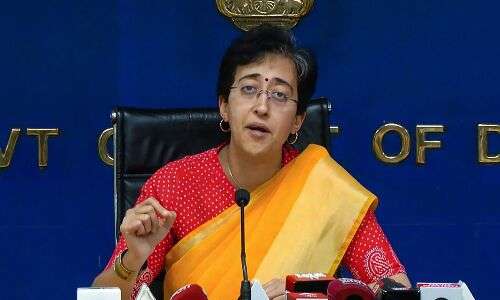 Minister Atishi Marlena Takes Charge of Vigilance and Services Department in Delhi Government