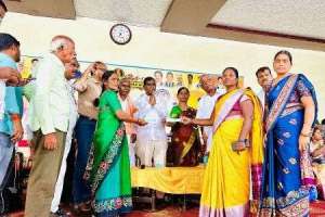 MLA in Rangareddy hands out Kalyan Lakshmi, Shaadi Mubarak checks