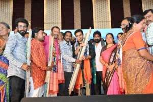 National Handloom Day: KTR announces incentives for weavers