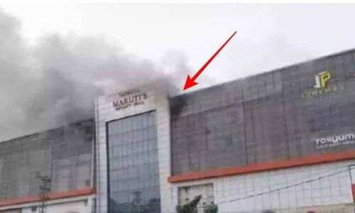 No casualties reported as fire erupts from shopping complex in Chandanagar, Hyderabad