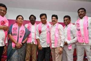 Opposition Parties Encouraged to Contribute Pocket Money, Support Pink Party for KTR