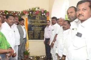 Prof Yadav, Vice-Chancellor of OU, inaugurates renovated non-teaching residence