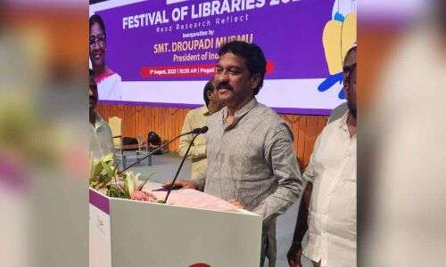 Raghuveer Singh participates in library festival in New Delhi