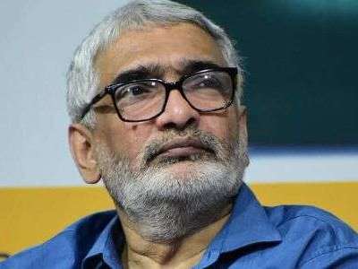 Senior Journalist Passes Away from Heart Attack During Gaddar’s Final Farewell
