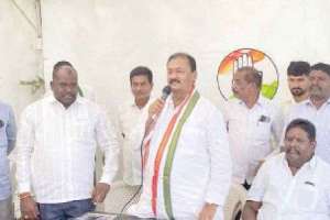 Shabbir Ali predicts KCR will face off against Kamareddy Bidda
