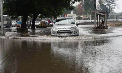 Approximately 30 apartments affected by floodwaters