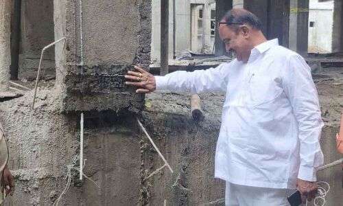 BJP leader Revuri Prakash Reddy accuses misappropriation of funds in hospital construction in Warangal.