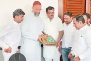 BRS Leaders Gather in Darussalam, Hyderabad to Support Asad