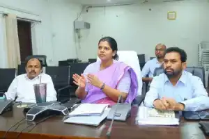 Collector Ila Tripathi urges to eliminate errors from voters list