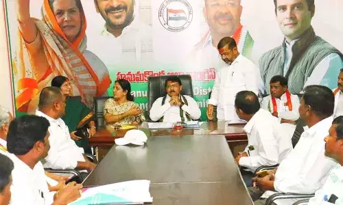 Congress gets ready for Tukkuguda meeting in Warangal