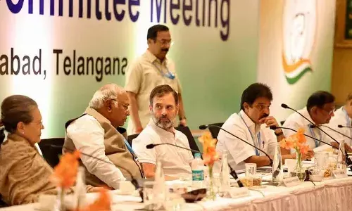 CWC admits Telangana aspirations unfulfilled
