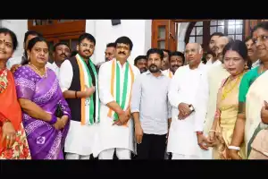 Entry of leaders from BRS, BJP upsets equations in few seats, causing delay in Cong list