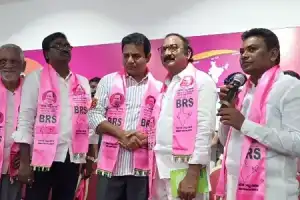 Former BJP district chief Koneru Chinni switches allegiance to BRS party
