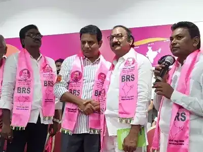Former BJP district chief Koneru Chinni switches allegiance to BRS party