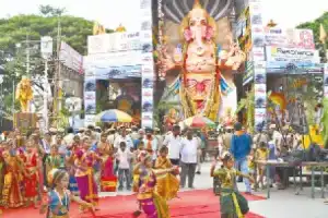 Ganesh Chaturthi festivities immerse Hyderabad city