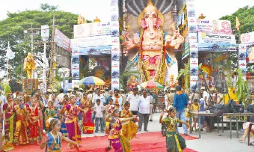 Ganesh Chaturthi festivities immerse Hyderabad city