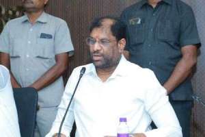 KCR receives high praise from MP Vaddiraju