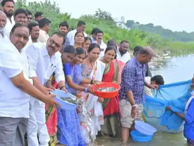 MLA Vodithala announces government’s plan to provide motorcycles and auto-rickshaws to fishermen