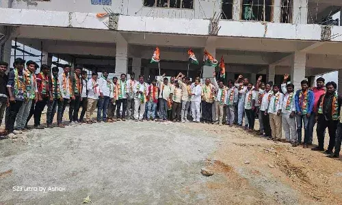 New joiners to Congress warmly welcomed by TPCC State General Secretary