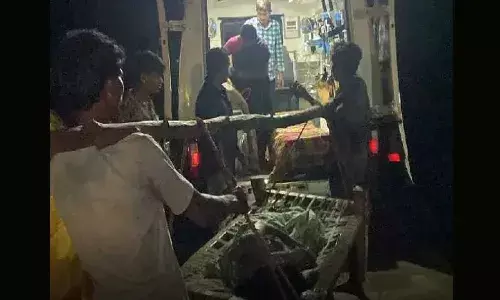 Pregnant Woman Transported on Bed for 3 km in Mulugu