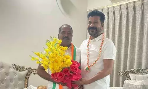 Purumalla Srinivas, Bommakal Sarpanch, Meets TPCC Chief Revanth Reddy in Karimnagar