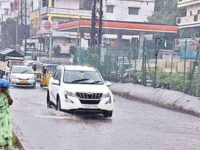Residents on edge as water level in Musi River continues to rise