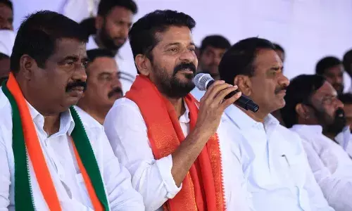 Revanth alleges KTR threatened management of hotel hosting CWC meet