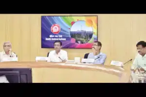 Safety in Train Operations Reviewed by SCR in a Meeting