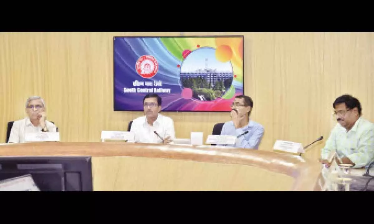 Safety in Train Operations Reviewed by SCR in a Meeting