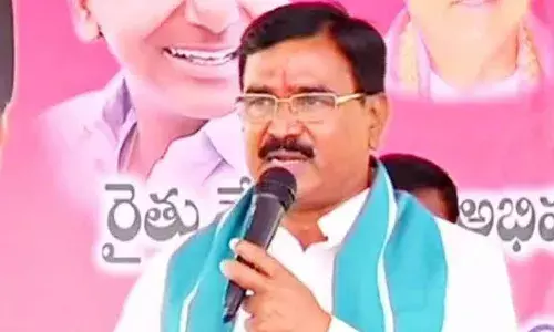 Singireddy assures sufficient urea availability