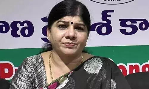 State Mahila Congress chief criticizes PM for deceiving women’s community