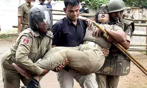 Suspect in Brutal Attack on Woman Cop Killed in Police Encounter; Two Others Sustain Injuries