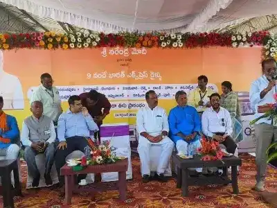 Vande Bharat’s arrival at Shadnagar railway station celebrated by BJP