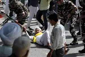 AAP workers take to the streets in New Delhi to protest Sanjay Singh’s arrest