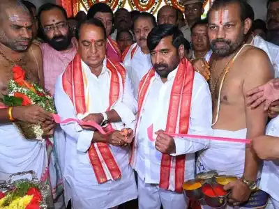 Allola and Jagdish inaugurate newly renovated Brahmin Sadan