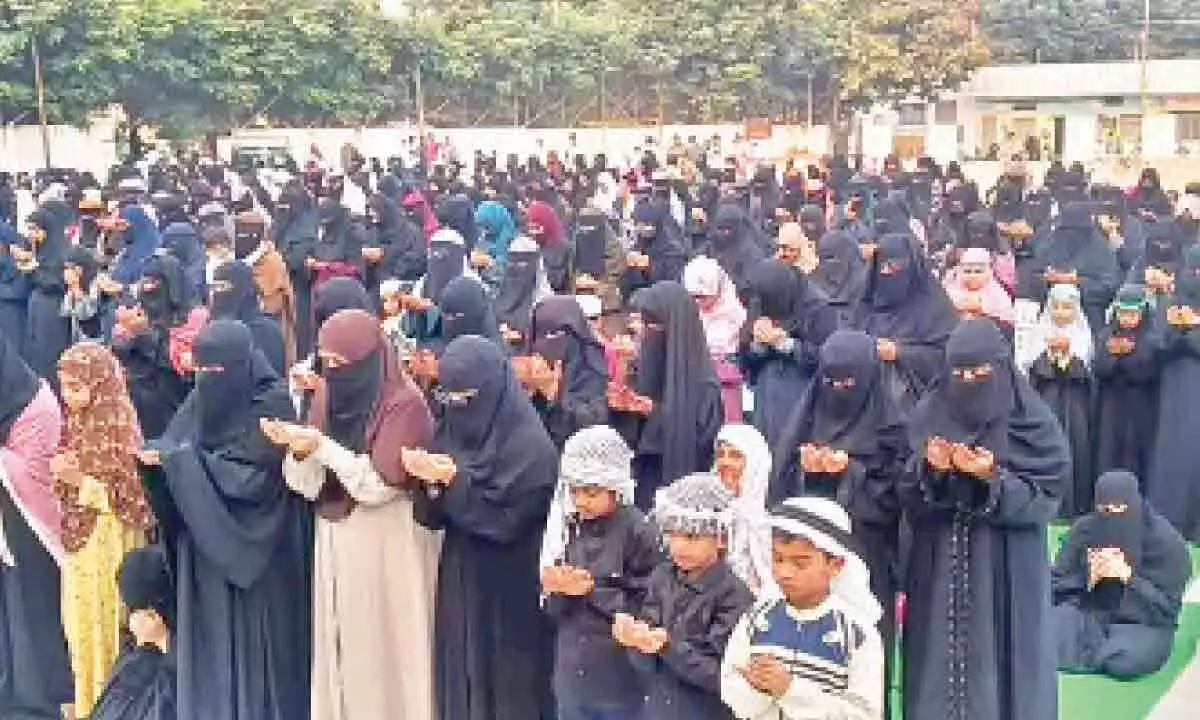 City of Hyderabad hosts all-women Qunoot-e-Nazila prayers in solidarity with Gaza