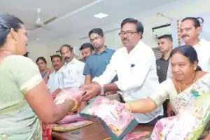 Distribution of Bathukamma sarees commences in Khammam