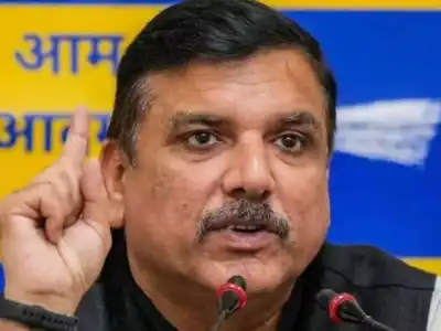 ED summons close associates of Sanjay Singh in relation to the liquor scam