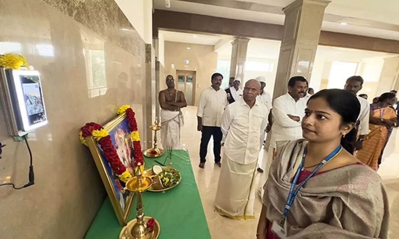 Employees at TTD now have access to a new facial recognition attendance system