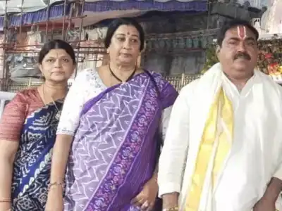 Errabelli Dayakar, Telangana Minister, Visits Tirumala and Prays for BRS’s Victory