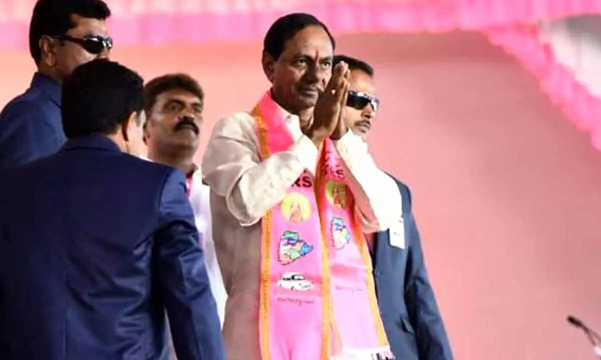 KCR assures Gajwel leaders of his commitment to the constituency